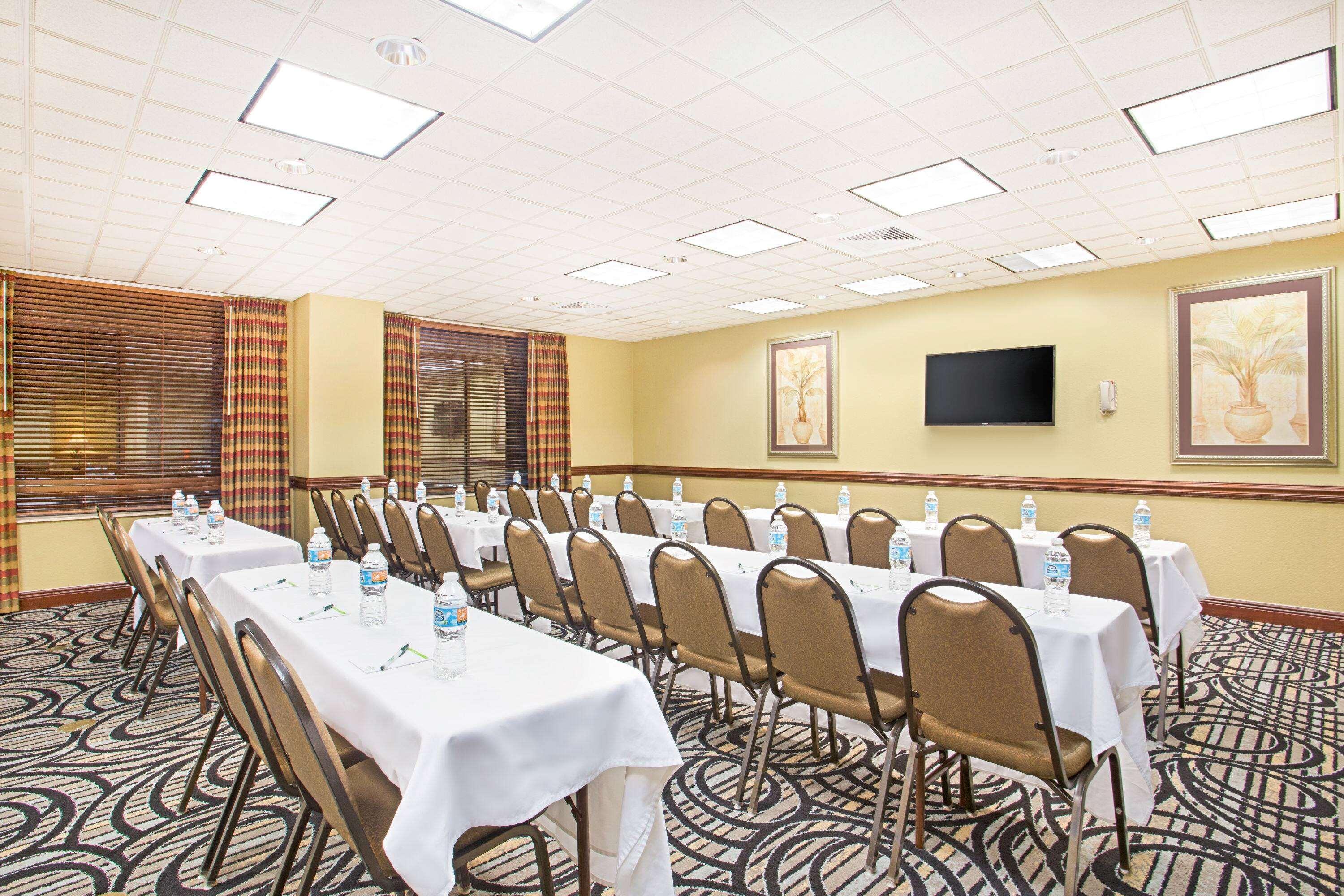 Holiday Inn Express & Suites - Mobile - I-65 By Ihg Ngoại thất bức ảnh