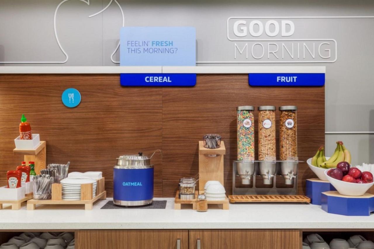 Holiday Inn Express & Suites - Mobile - I-65 By Ihg Ngoại thất bức ảnh