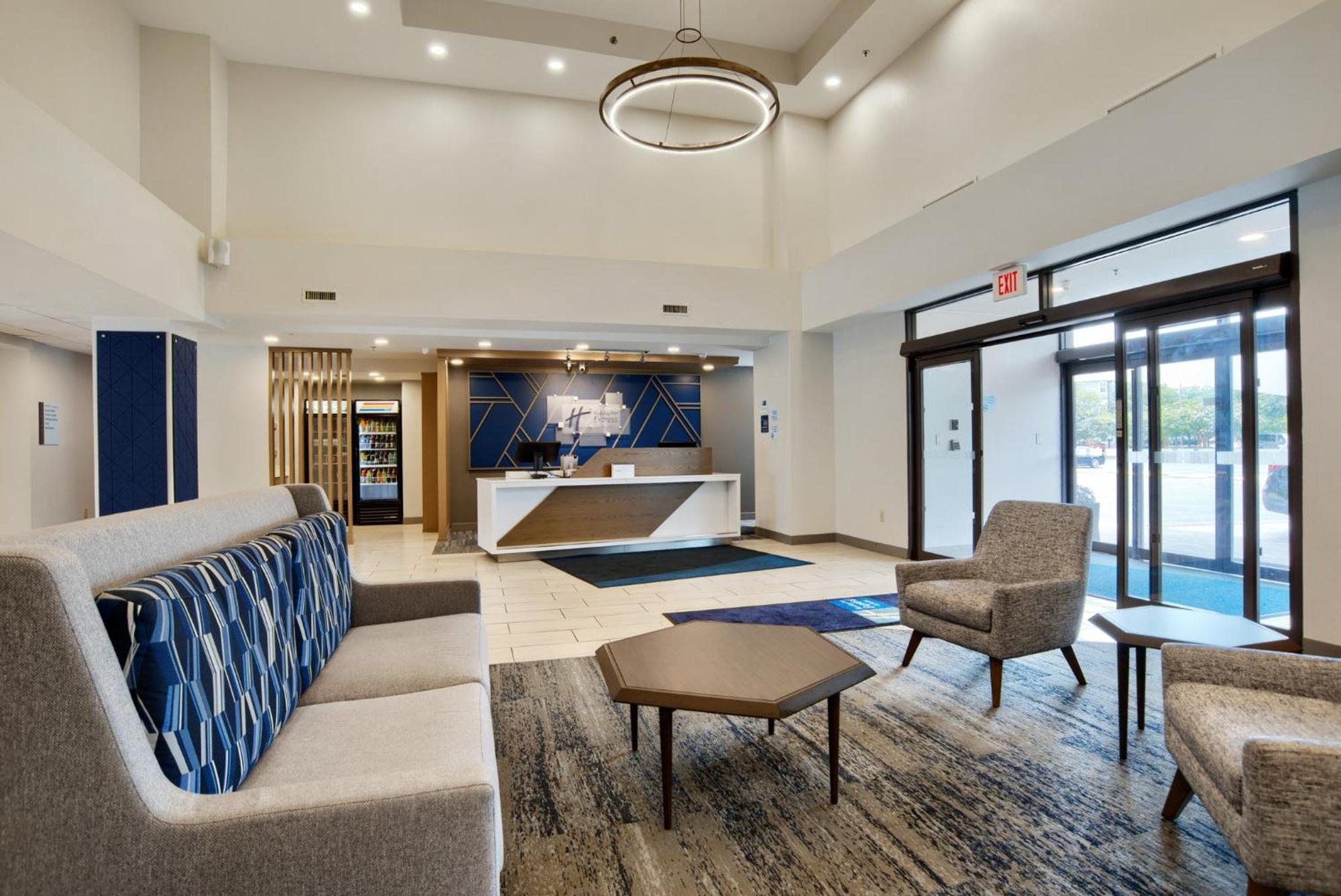 Holiday Inn Express & Suites - Mobile - I-65 By Ihg Ngoại thất bức ảnh